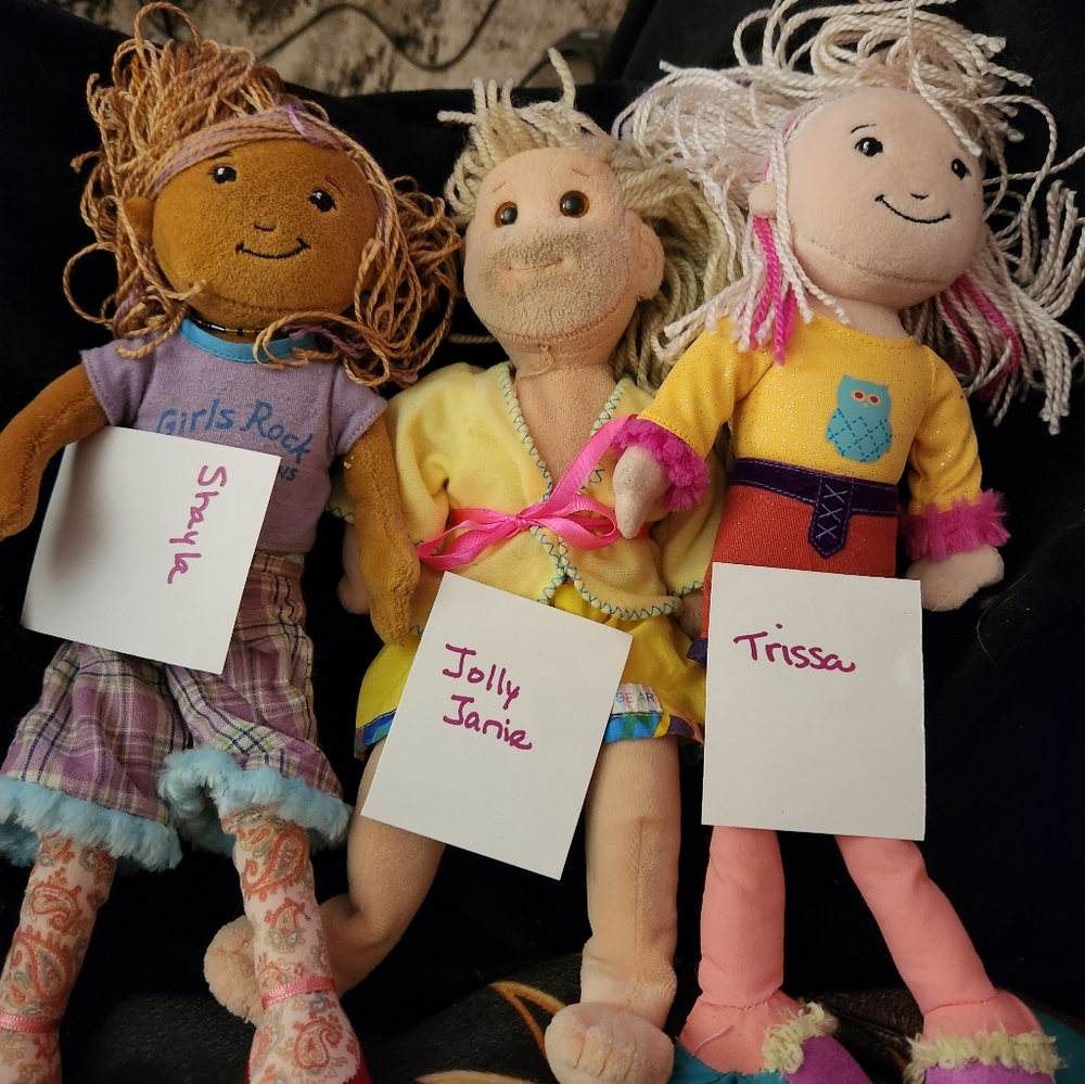Groovy Girls LOT #3 of 3 dolls
